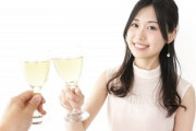 それってありなの？　結婚式で白い服を着てきた人に理由を聞いてみた