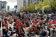 民主主義を勘違いしている国　～　ソウルの真ん中で「尹錫悦退陣」集会
