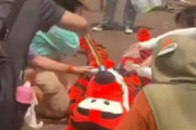 上海ディズニー、ティガーが熱中症で倒れる＝ネット「回復祈る」　[8/5]
