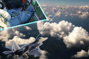 飛行中のF-22戦闘機が僚機ドローンを直接指揮することに成功！