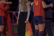 FIFA、スペイン連盟会長を処分へ…女子W杯表彰式で代表選手の唇にキスし非難殺到