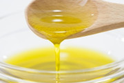 【画像】「オリーブオイル」の価格、いつの間にか限界突破していたｗｗｗｗｗｗｗｗｗｗｗ