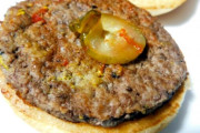 🍔ハンバーガーに「ピクルス」っていらないよな？