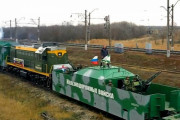 プーチン露大統領が移動用に「装甲列車」を導入…追跡される心配なし、戦時下で活用！