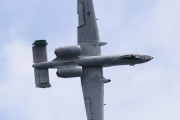 在韓米軍のA-10対戦車攻撃機が飛行訓練中に誤って演習弾を落下！