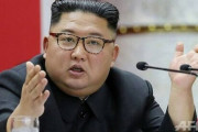【悲報】金正恩さん、歩いただけで記事になる