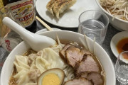 「渋谷に70年変わらないラーメン屋があった」外国人が好きなラーメンを語り合う