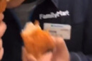 【動画】 ファミマで衝撃バイトテロ・・ ファミチキを齧ってトレイに戻す激キモ動画が流出　特定へ・・