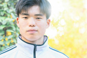海外で14試合16ゴールを量産した18歳日本人ストライカー！！！