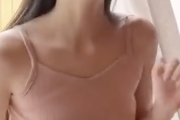 【サイコ～】久保史緒里の『膨らみ』『首筋』『鎖骨』すべてに唆られまくりwwwwwwwwwwwww