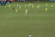 【GIF】最近のサッカーのスローイン、直接ゴールを狙うのがブームにｗｗｗｗｗｗ