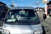 【福岡】ドラレコで証拠ばっちり。スマホ運転のボンゴに追突されてしまう車載。