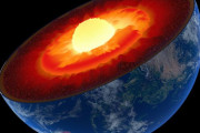 地球の核に広大な水素の「海」か、成長段階で水素が存在していた可能性…新研究！