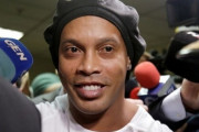 ロナウジーニョ氏、今月中に釈放へ…パスポート偽造で逮捕　現在はホテルで抑留生活