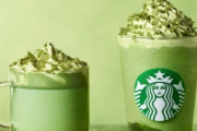 明日、産まれて初めてスターバックスに行くんだけど『フラペチーノ』で一番美味しいの何？あとオススメの無料カスタムあれば教えて🥺