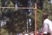 【動画】ケニアの高校「走り高跳びの大会やるよ！」→結果ｗｗｗ