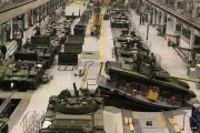ロシア軍需企業、戦車関連部品を日本から迂回調達…中国企業経由で！
