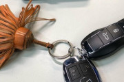 車の鍵につけるキーホルダーなんか欲しいんだがｗｗｗｗｗｗ