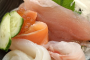 くら寿司の500円の刺身盛りがこちら
