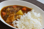 カレーは正直店で食う辛いだけのカレーより、母ちゃんが作ったカレーの方が旨い説
