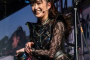 スリップノットのシド・ウィルソンの息子のベビーシッターをするBABYMETAL　【海外の反応】