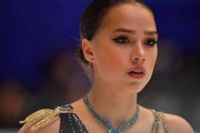 【！？】北京五輪・フィギュアスケート女子の会場に現れたザキトワが美人過ぎると話題にｗｗｗ