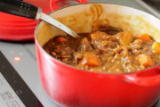 カレーに合う肉、牛肉か豚肉か鶏肉かひき肉どれや？