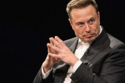 【画像】イーロン・マスクさん、ゲーム実況始めるも速攻で荒らされてブチギレ配信終了ｗｗｗｗｗ