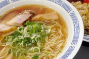 【悲報】ワイデブ、痩せてる人はラーメン屋でラーメンしか頼まないと聞き今年1番の衝撃を受ける