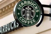 スタバ「イギリスでインフレし過ぎで庶民がコーヒー飲む金さえなくなってきたから撤退検討中」