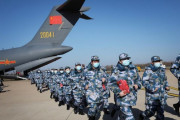 中国軍の医療関係者2000人超を上海市に派遣…2500万人にPCR検査！