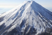 【ついに】富士山の入山料、義務化検討で合意、22年夏にも運用 開始！