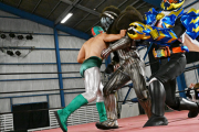 特撮のプロレス回っていいよね…