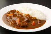 一体いつから…カレーは米で食べる物だと錯覚していた…？