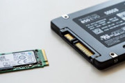 PCIe 4.0接続NVMe SSDとSATA3 SSDではゲームの読み込みで歴然たる違いが現れますか？