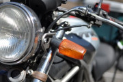 バイクの免許とってバイク買ったけど右左折怖すぎ草も生えない