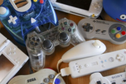 1996年「PS1、セガサターン、64、ゲームボーイ、PC-FX、ネオジオから1つだけハードを選べ」←これ