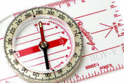 登山で使うコンパスと地図に詳しい奴おる？