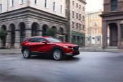 日本のマツダが「CX-30」をマレーシアやタイで導入！カッコいいと好評！？【タイ人の反応】