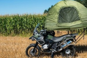 バイクにテント積んで旅に出たすぎる