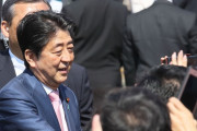 野党「安倍政権になってから総理の招待者が激増しているのはなぜですか？」