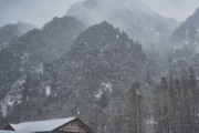 【悲報】大吹雪の雪山の別荘で過ごすの憧れるよな？ｗｗｗｗｗｗｗ