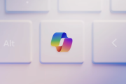 Microsoft、Windows 11搭載PCに「Copilotキー」導入へ。「Windowsキー」以降、約30年ぶりの新キー