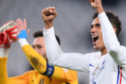 【フランス代表】涙のヴァラン、W杯に間に合う見通し　リハビリ予定通り進む