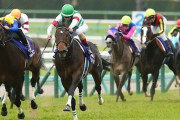 パチスロと競馬比べると何故競馬が流行るのか分からなくなる