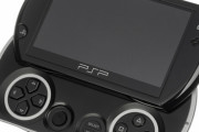 【朗報】ソニー、UMDスロットを廃止した「PSP Go」を発売！