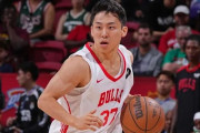 河村勇輝がNBAの超名門と契約して全米騒然！←「身長はいくつなんだ？」（海外の反応）