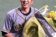 今季限りで引退表明の阪神・藤川に竜党からも大きな拍手！！
