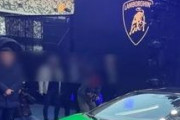 【画像】ランボルギーニの新型車、日本初公開される←ぐぅの音も出ないカッコよさｗｗｗｗｗｗｗｗｗｗｗｗｗｗｗ
