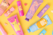 「ポケモンギフトコスメシリーズ」ピカチュウ・イーブイ・コダック・ミュウの美味しそうで可愛いリップ＆ハンドクリーム登場